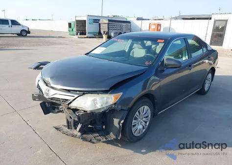 2013 Toyota Camry L/Se/Le/Xle z USA, uszkodzony, nr VIN 4T4BF1FK9DR295170